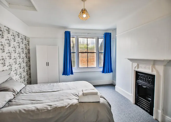 The Penthouse Of Palace Court