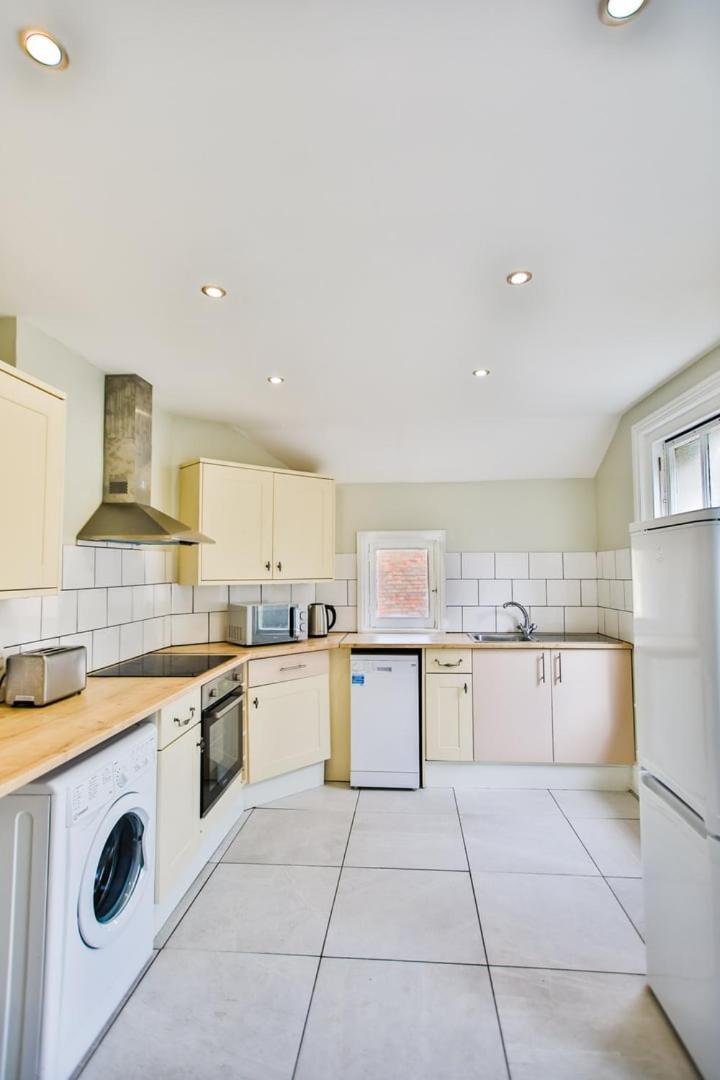The Penthouse Of Palace Court Apartment Hastings